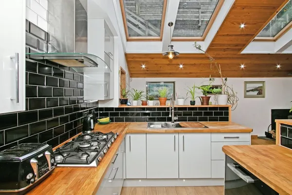 Beach Road, Truro, Cornwall, TR4