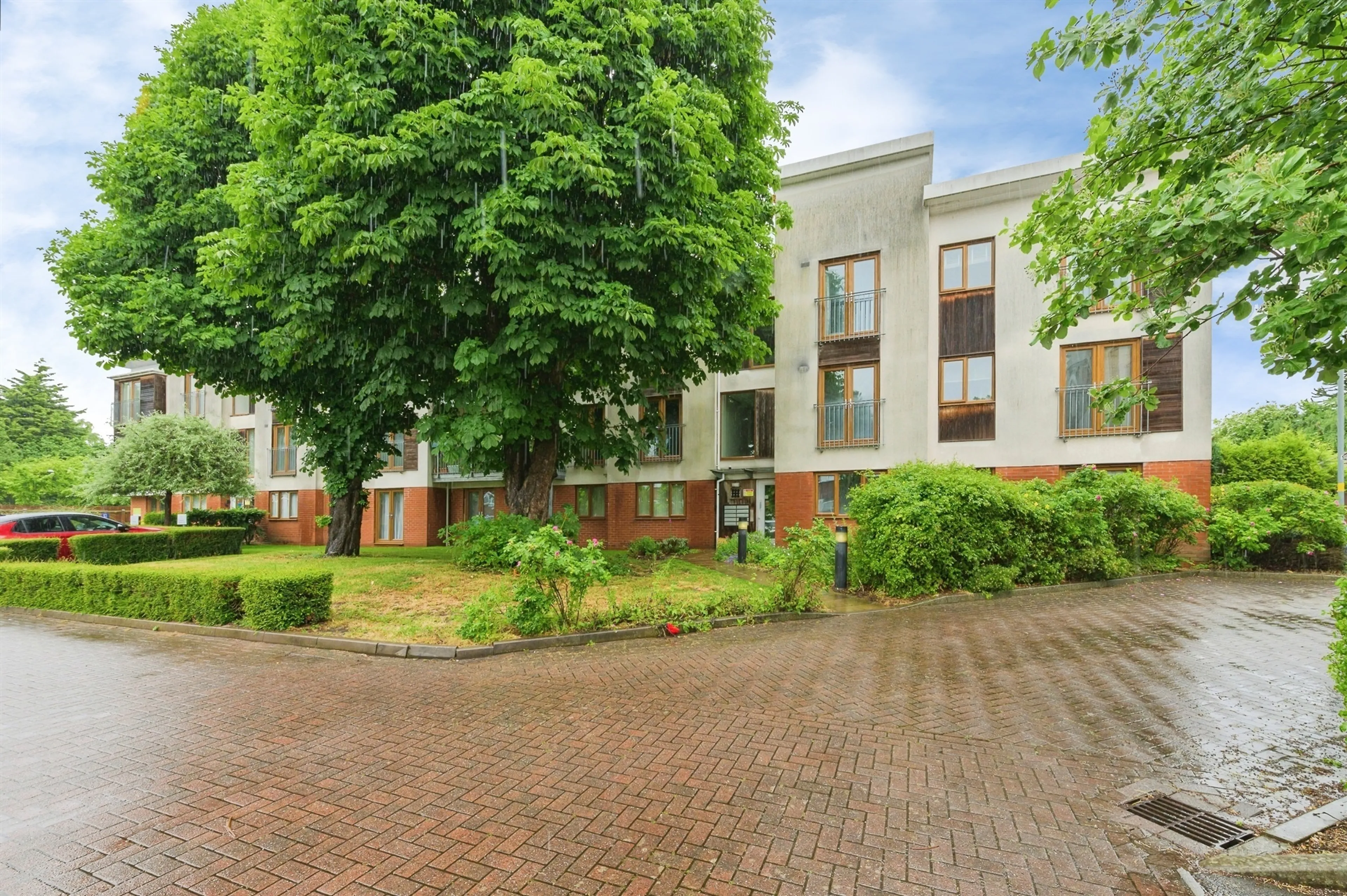 Property photo 0
