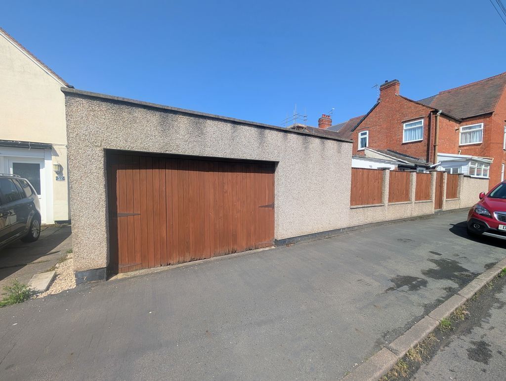 St. Marys Road, Nuneaton Image 12