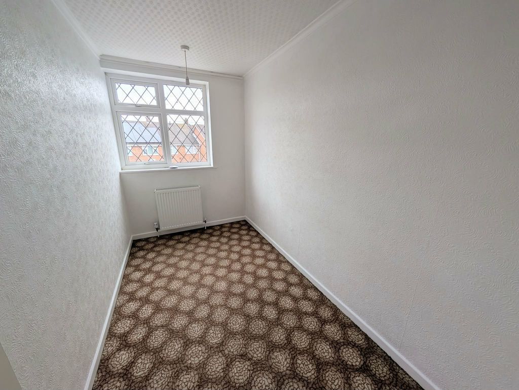 Northumberland Avenue, Nuneaton Image 15