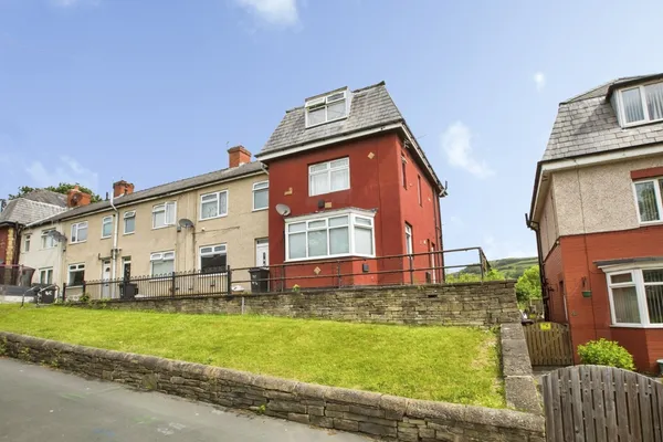 Ovenden Way, Halifax, West Yorkshire,...
