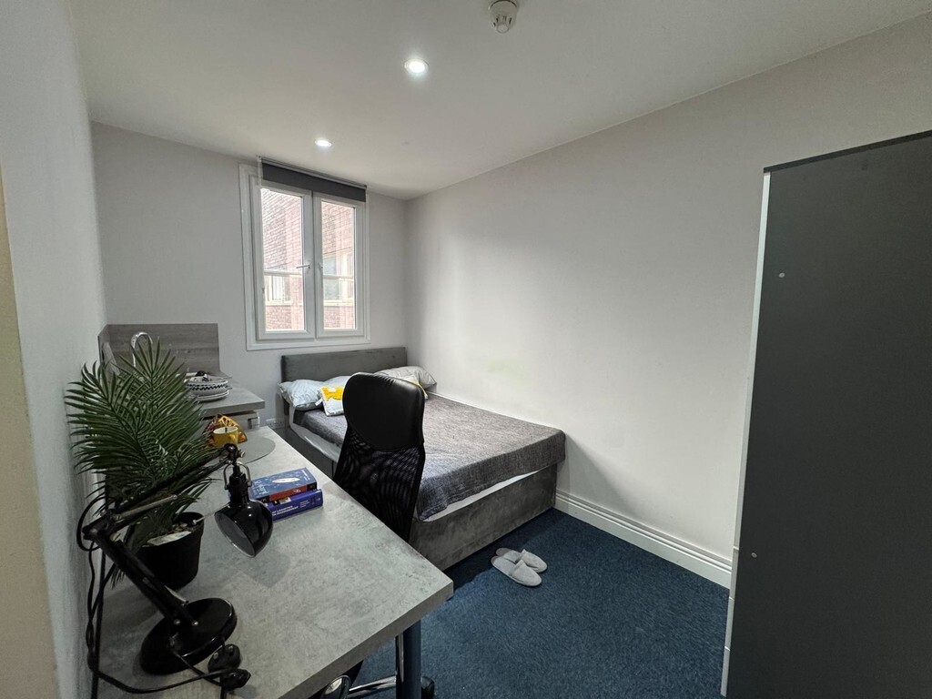 Greyfriars Lane, Coventry, CV1 2GB Image 1