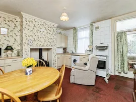 Queen Street, East Ardsley, Wakefield thumb 3
