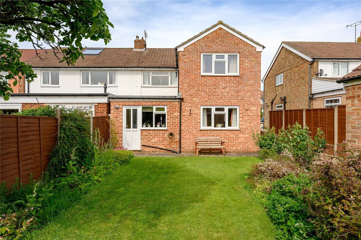 High Ash Mount, Leeds, LS17