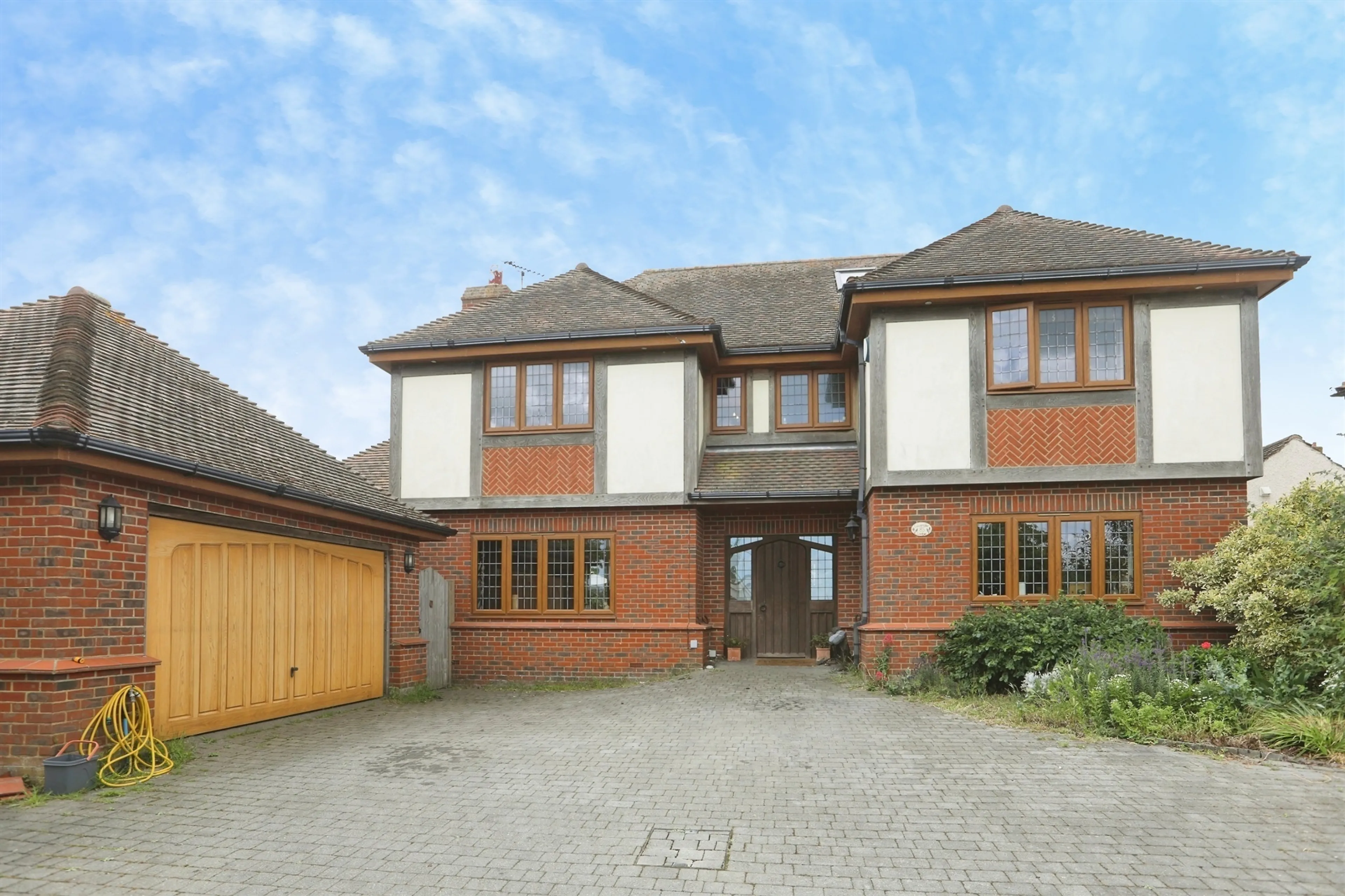 Property photo 0