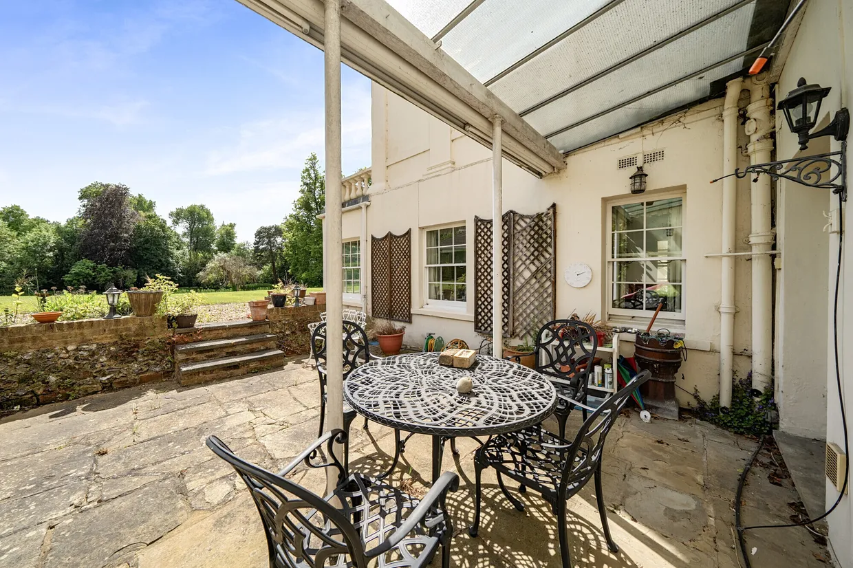 Loudwater Drive, Rickmansworth, WD3 photo 9