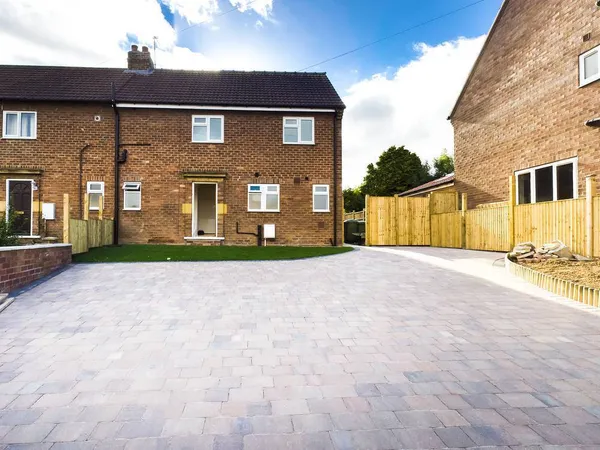 Fordlands Crescent, Fulford