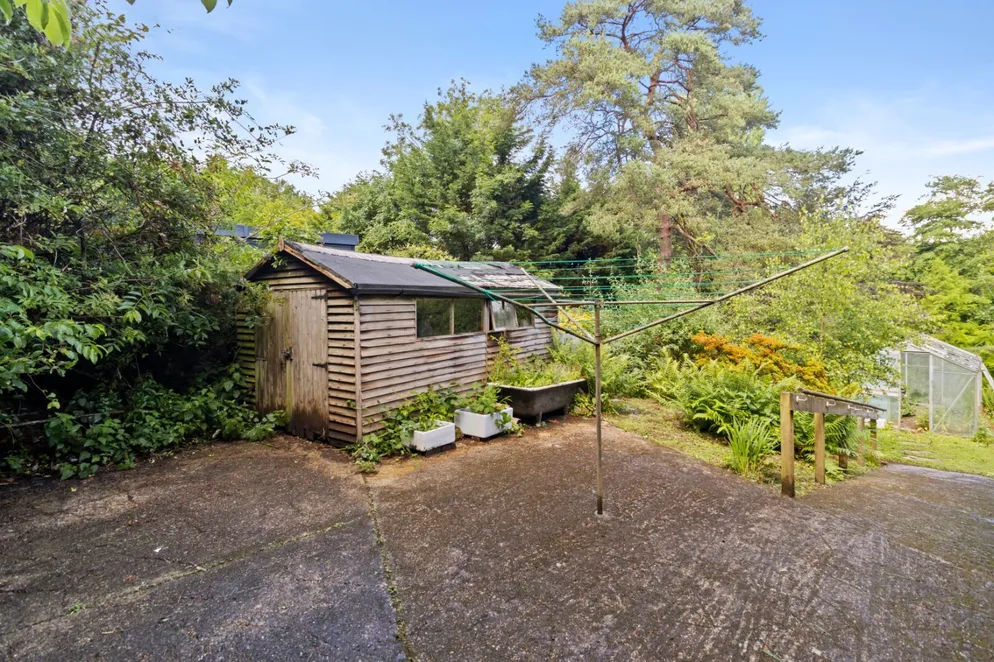 Property carousel item 21