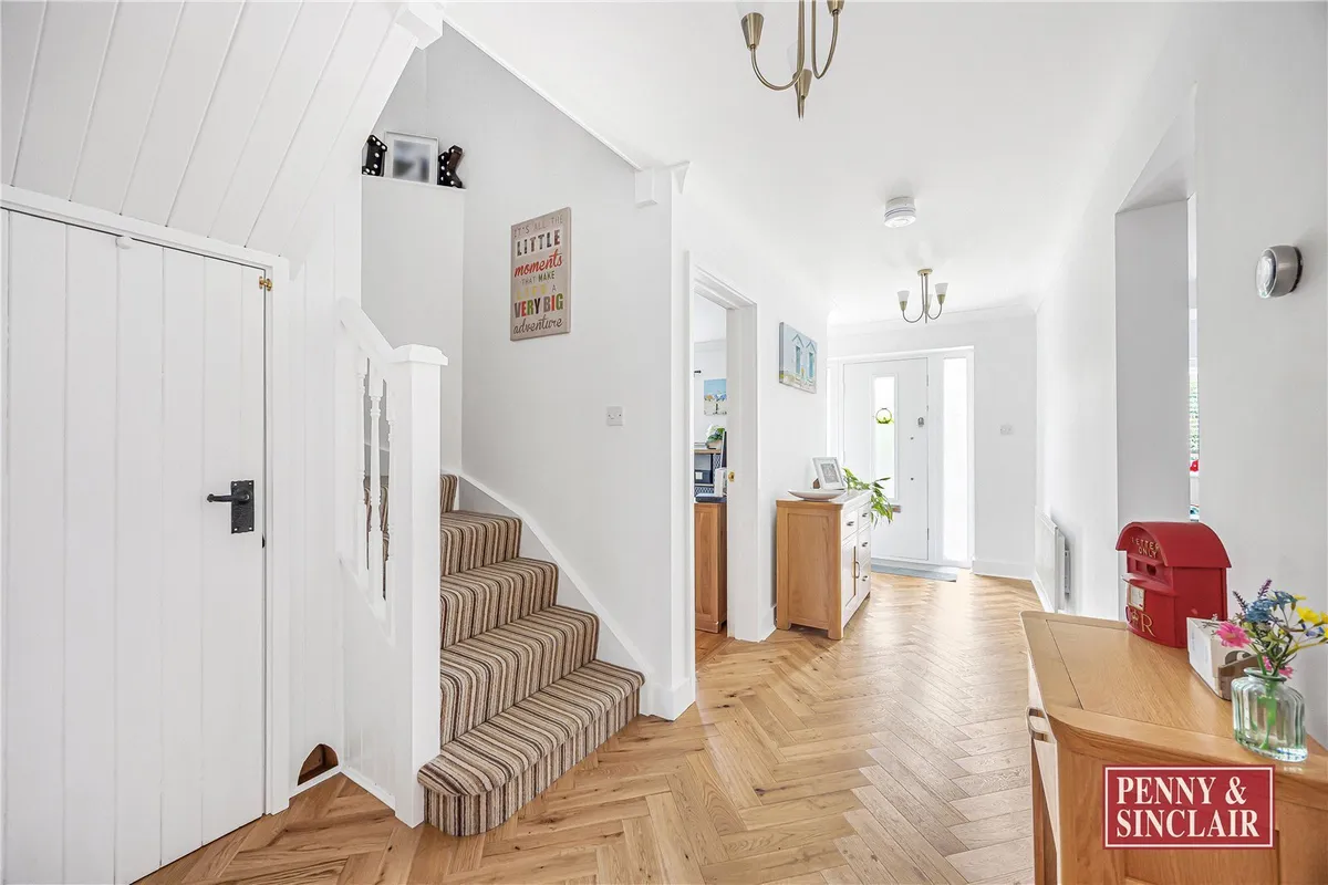 Cromwell Road, Henley-on-Thames, Oxfordshire, RG9