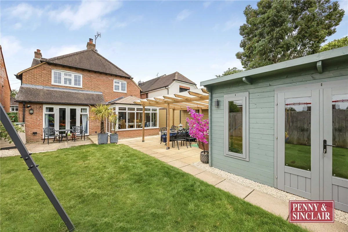 Cromwell Road, Henley-on-Thames, Oxfordshire, RG9