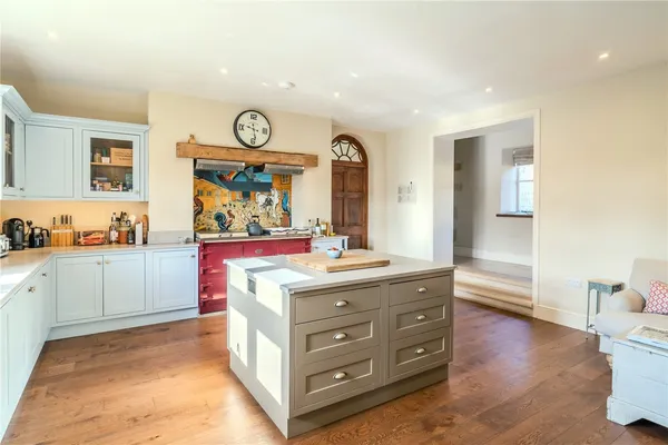 Moreton-in-Marsh, Gloucestershire, GL56 photo 6