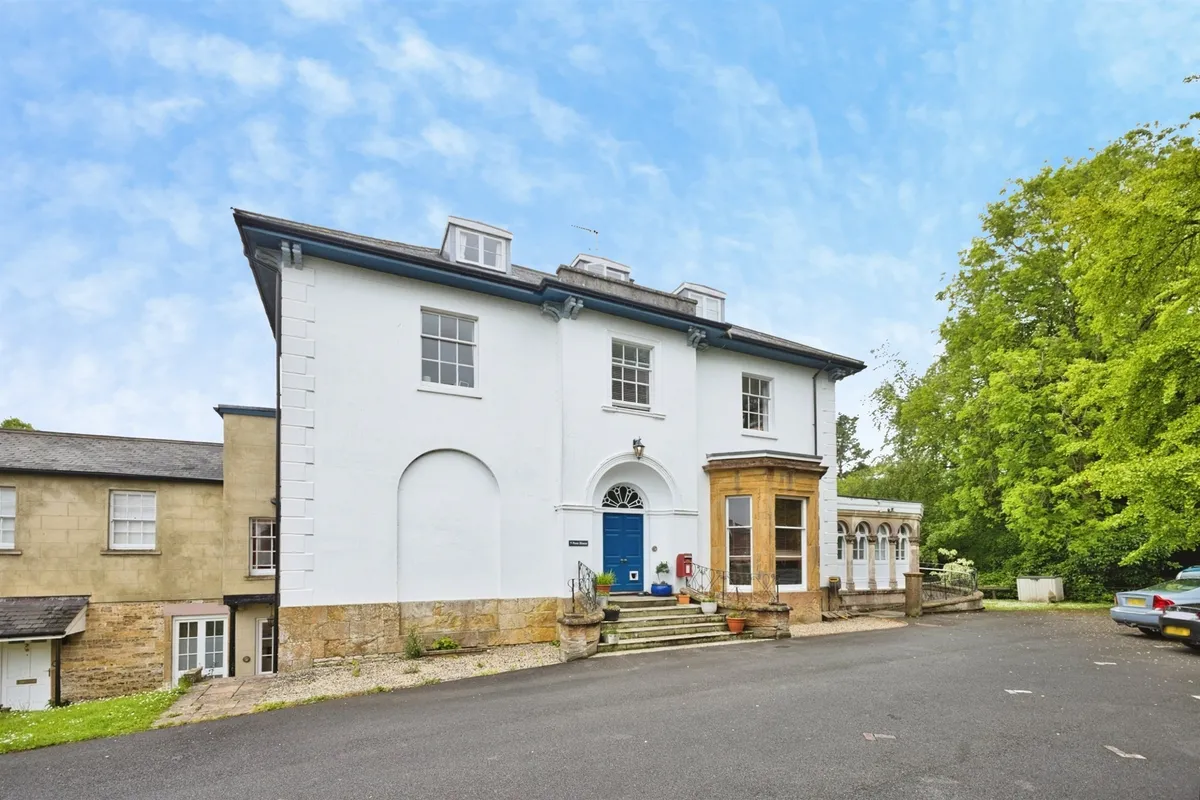 St. Nicholas Close, YEOVIL