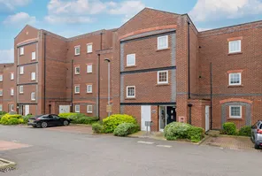 Main property image