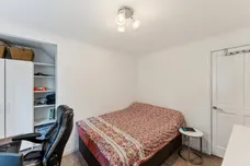 Connaught Gardens, Morden