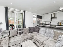 Westbourne Crescent, Pontefract thumb 3
