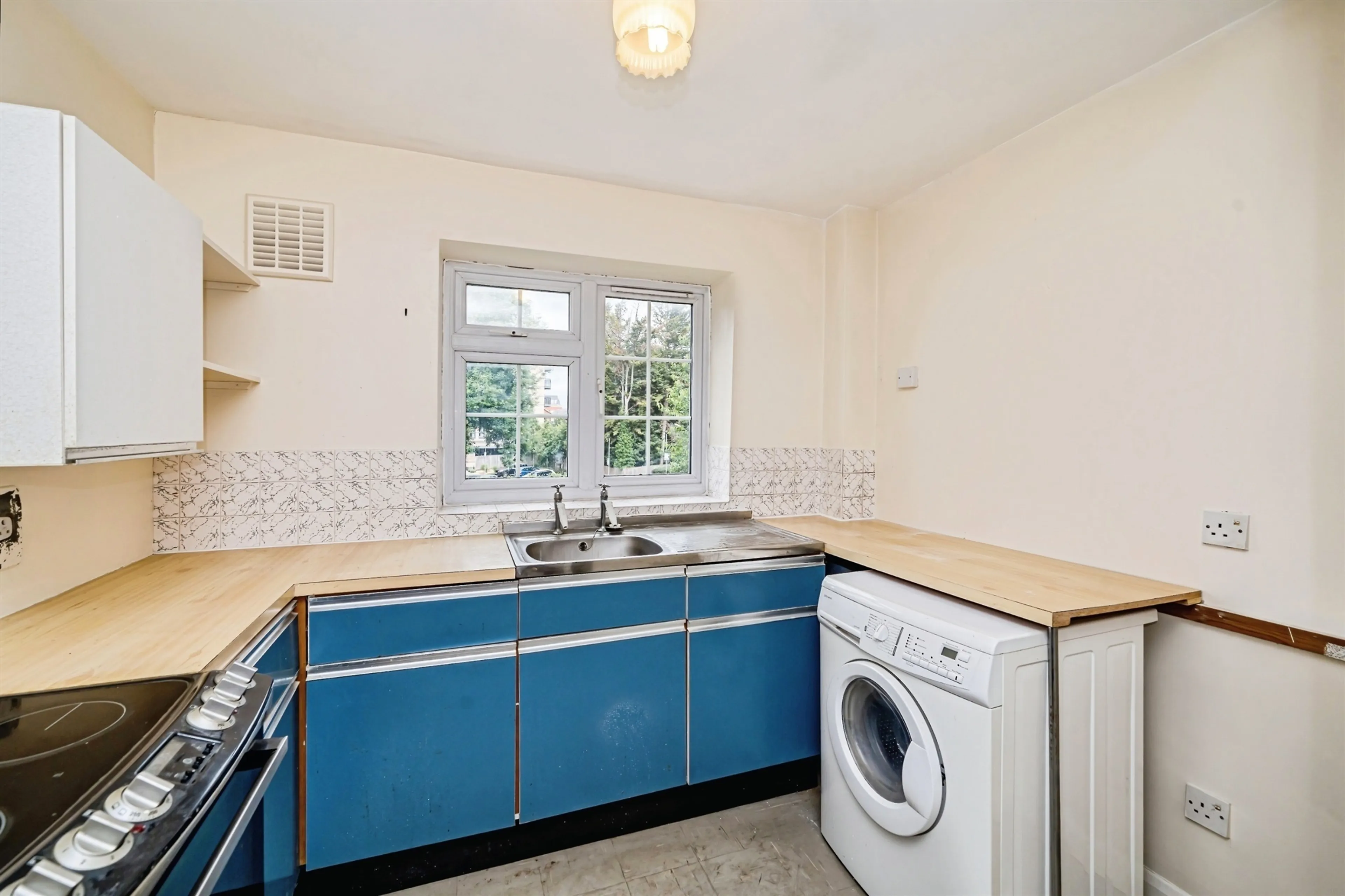 Property at Arborfield Close, Slough