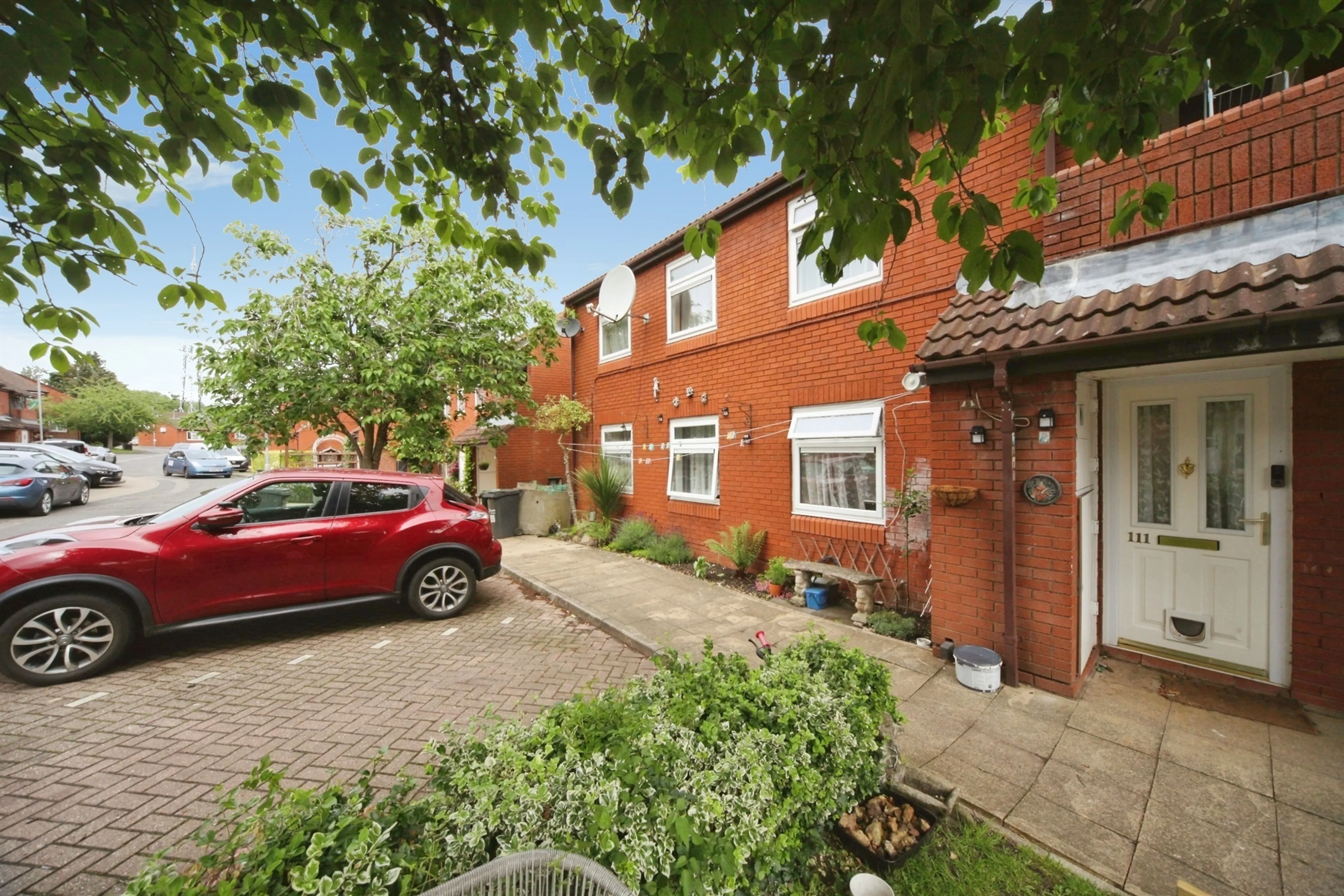 Property photo 0