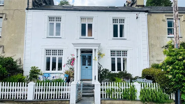 Marine Terrace, PORTHMADOG, Gwynedd, ...