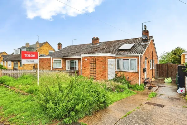 Orchard Way, Cogenhoe, Northampton, N...