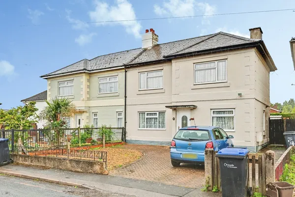 Lewis Road, NORTHAMPTON, Northamptons...