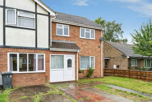Blackbird Road, Beck Row, Bury St. Ed...