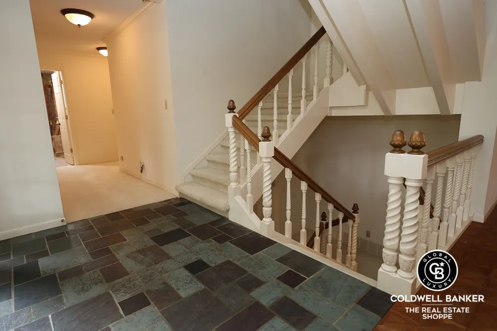 2319 N Belmont Pl, Garden City, KS 67846