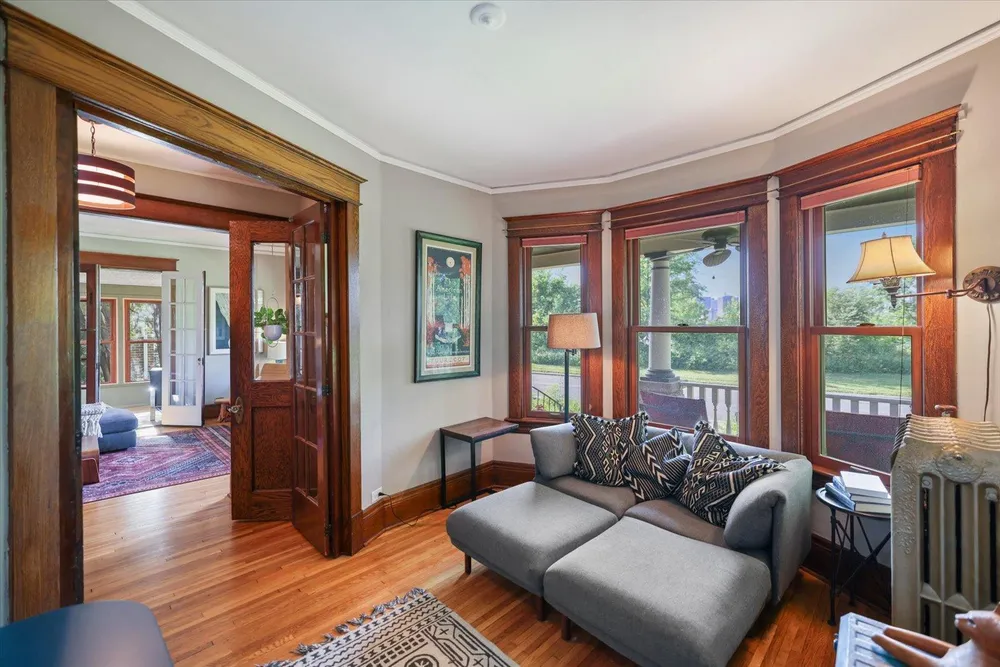76 Prospect Blvd, St Paul, MN 55107