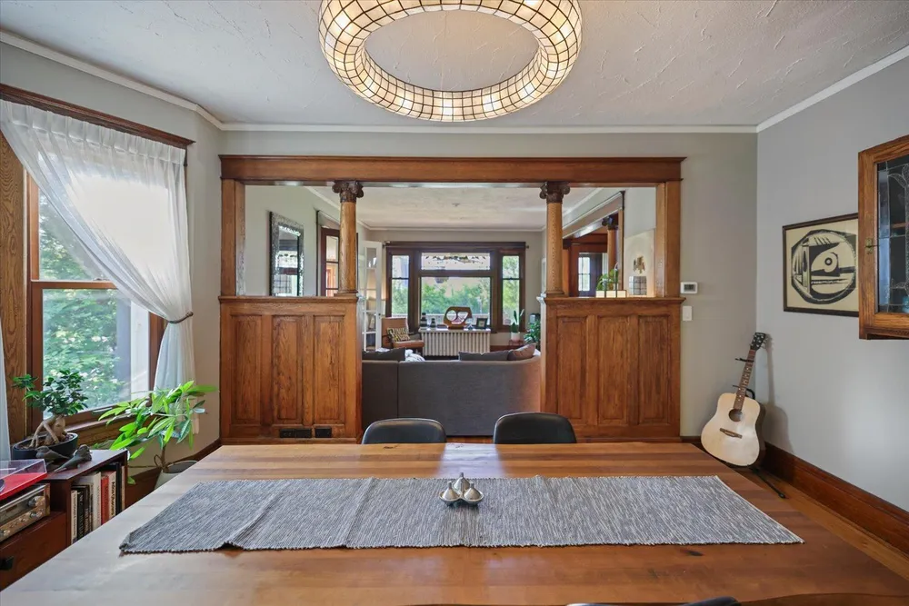 76 Prospect Blvd, St Paul, MN 55107