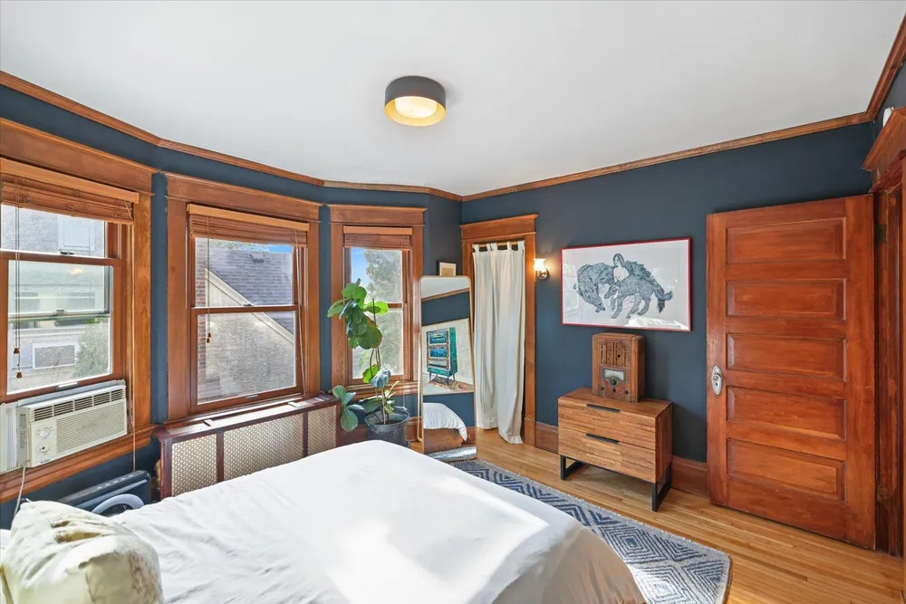 76 Prospect Blvd, St Paul, MN 55107