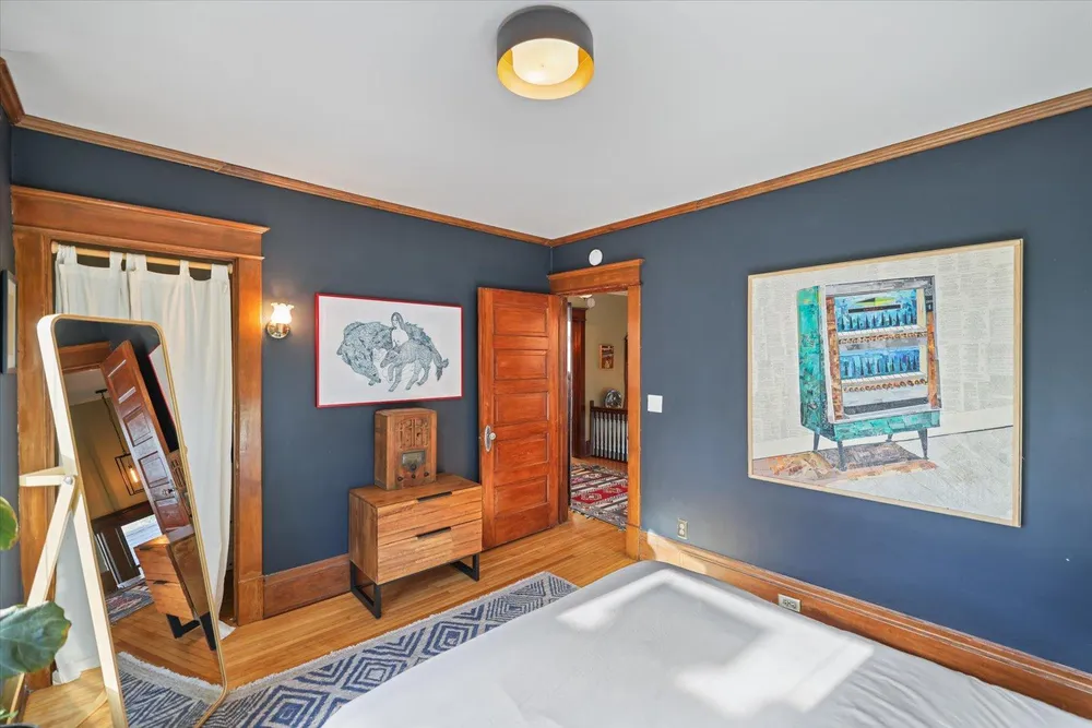 76 Prospect Blvd, St Paul, MN 55107