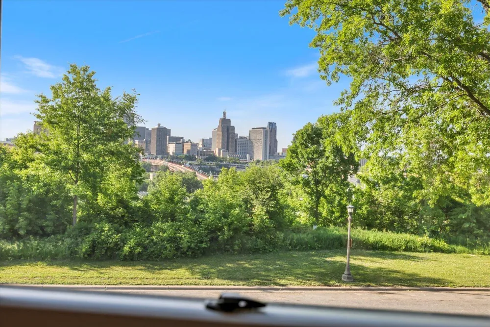 76 Prospect Blvd, St Paul, MN 55107