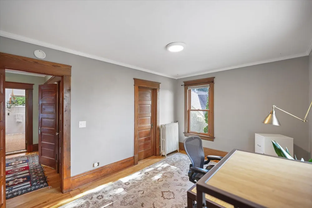76 Prospect Blvd, St Paul, MN 55107