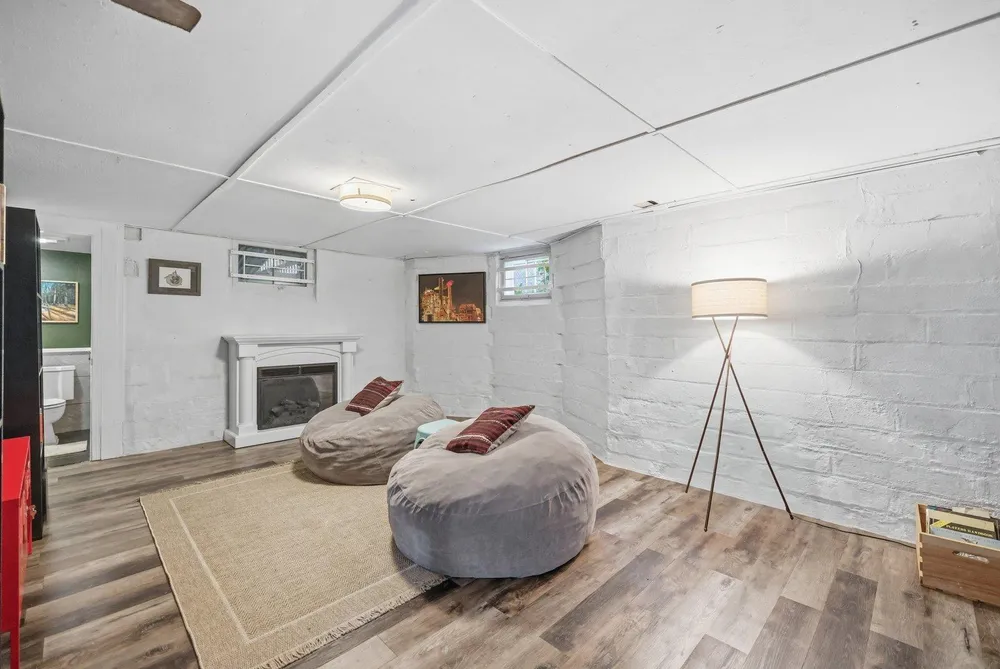 76 Prospect Blvd, St Paul, MN 55107