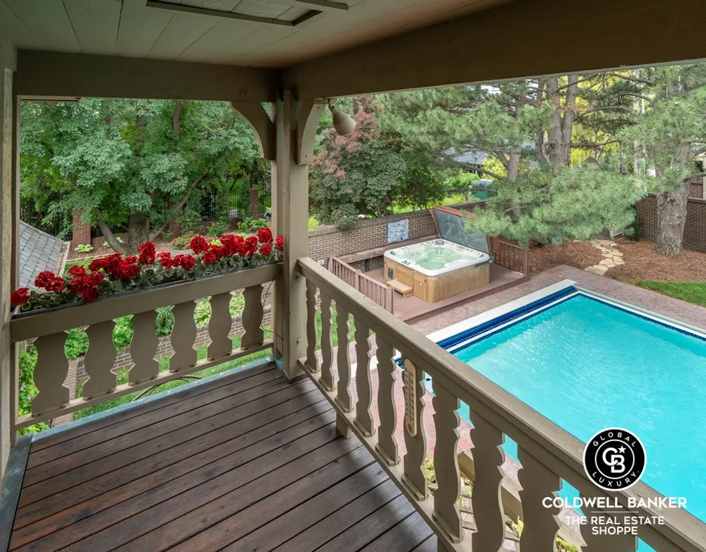 2319 N Belmont Pl, Garden City, KS 67846