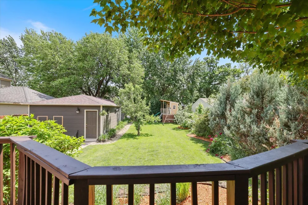 76 Prospect Blvd, St Paul, MN 55107