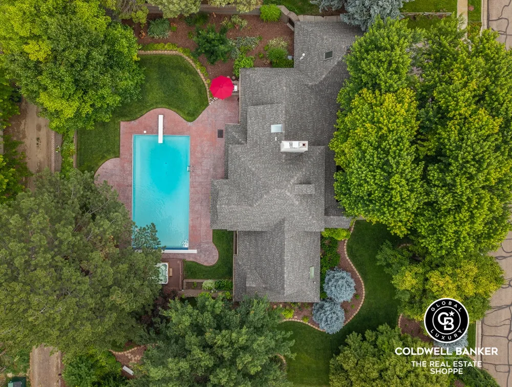 2319 N Belmont Pl, Garden City, KS 67846