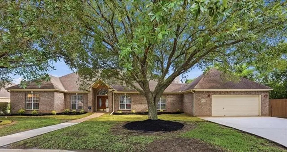 8135 Medinah Dr, Beaumont, TX 77707