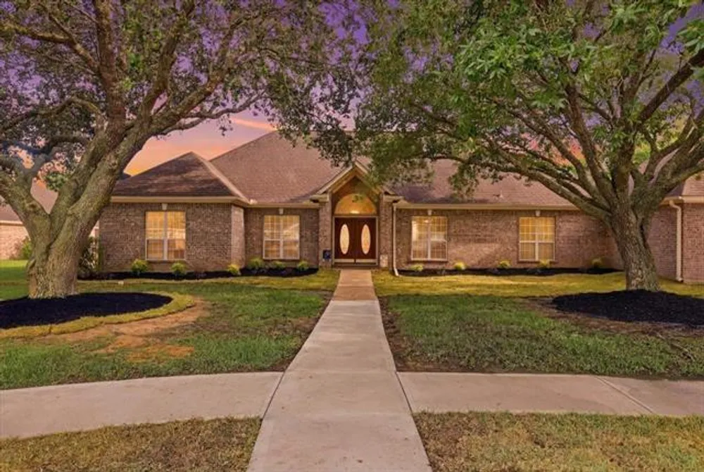 8135 Medinah Dr, Beaumont, TX 77707