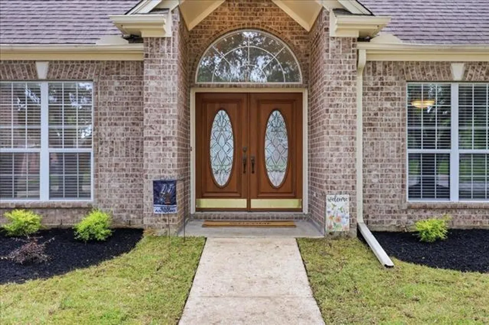 8135 Medinah Dr, Beaumont, TX 77707