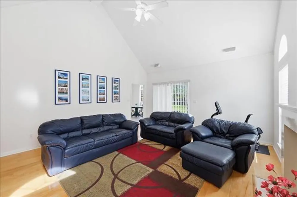 8135 Medinah Dr, Beaumont, TX 77707