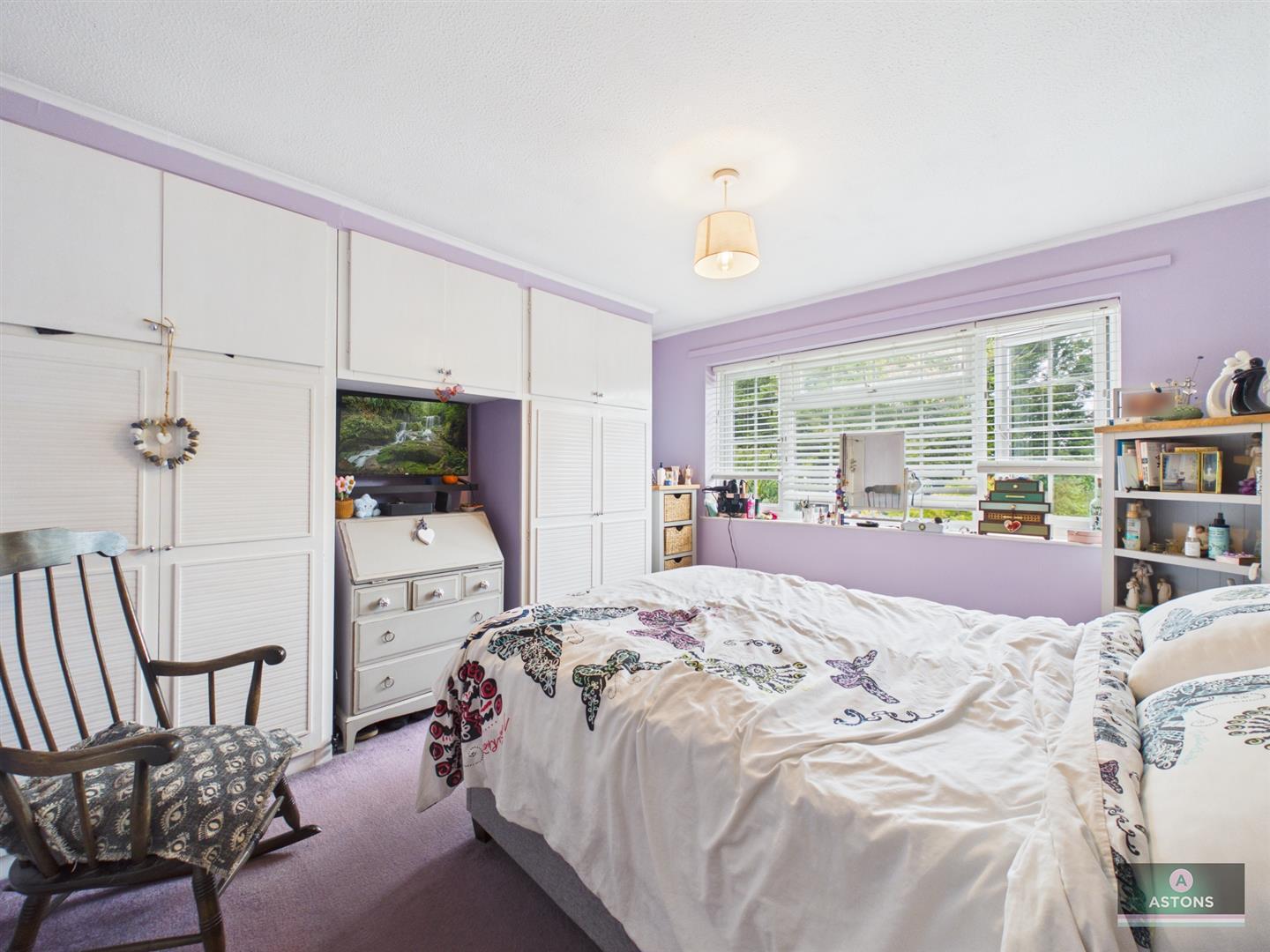 The Croft, Crawley Image 15