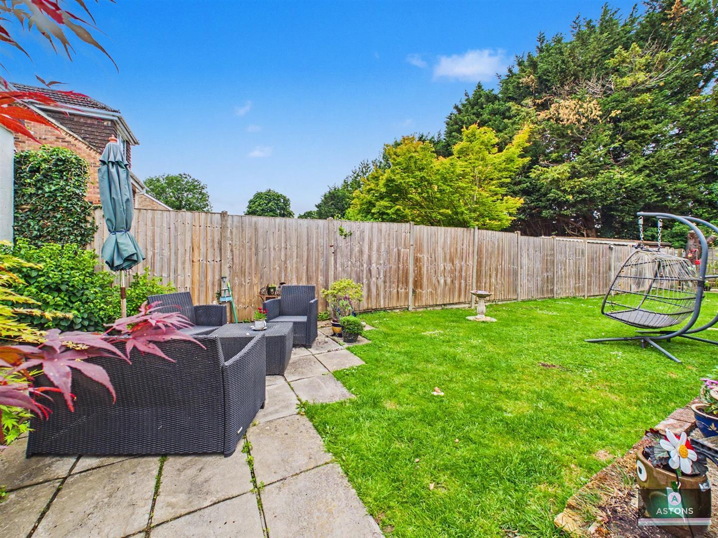 The Croft, Crawley Image 16