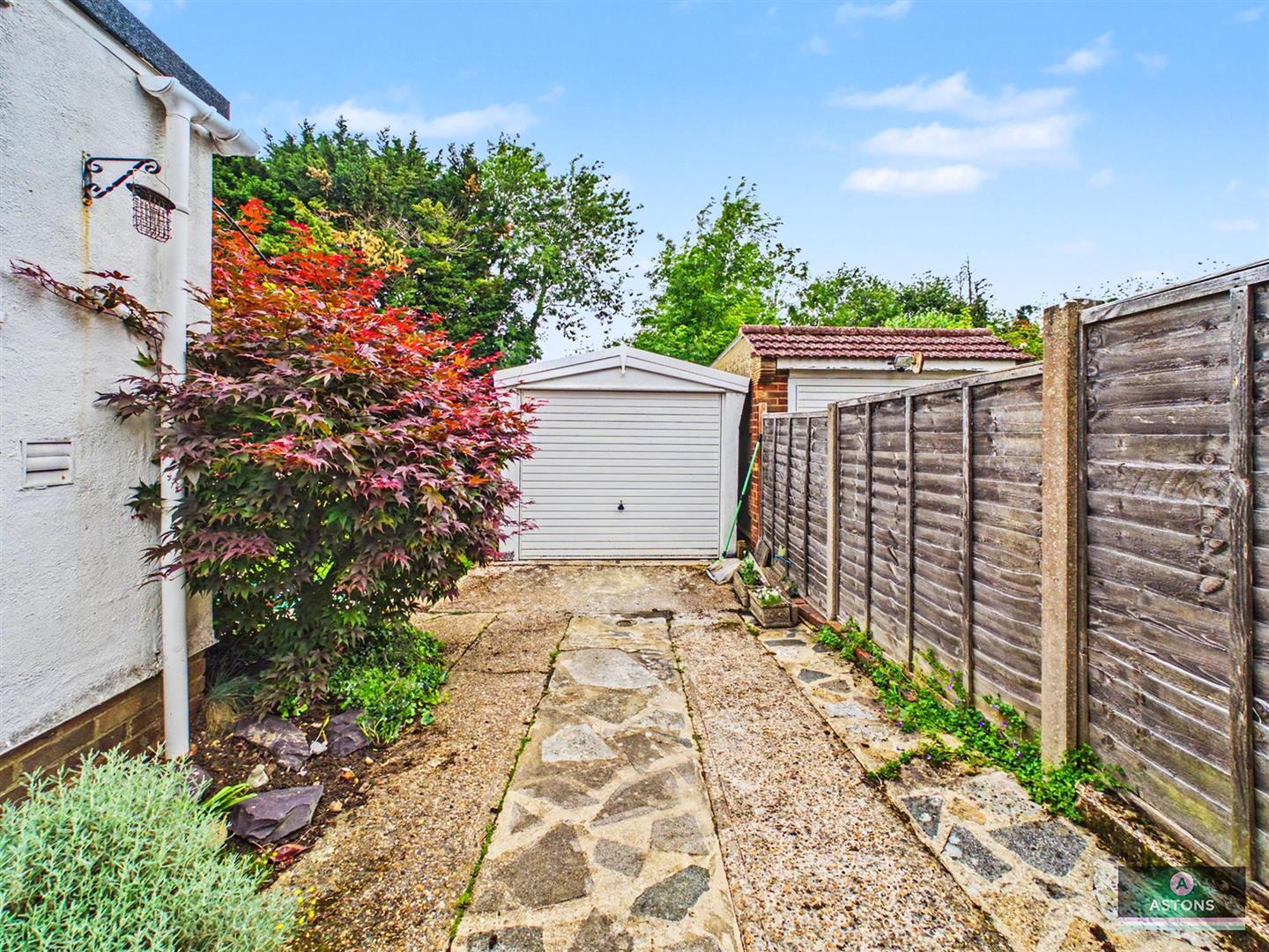 The Croft, Crawley Image 19