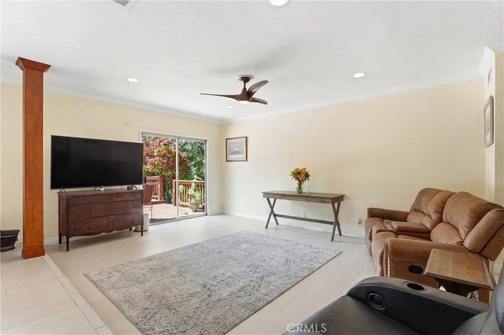 171 Canada Sombre Rd, La Habra Heights, CA 90631