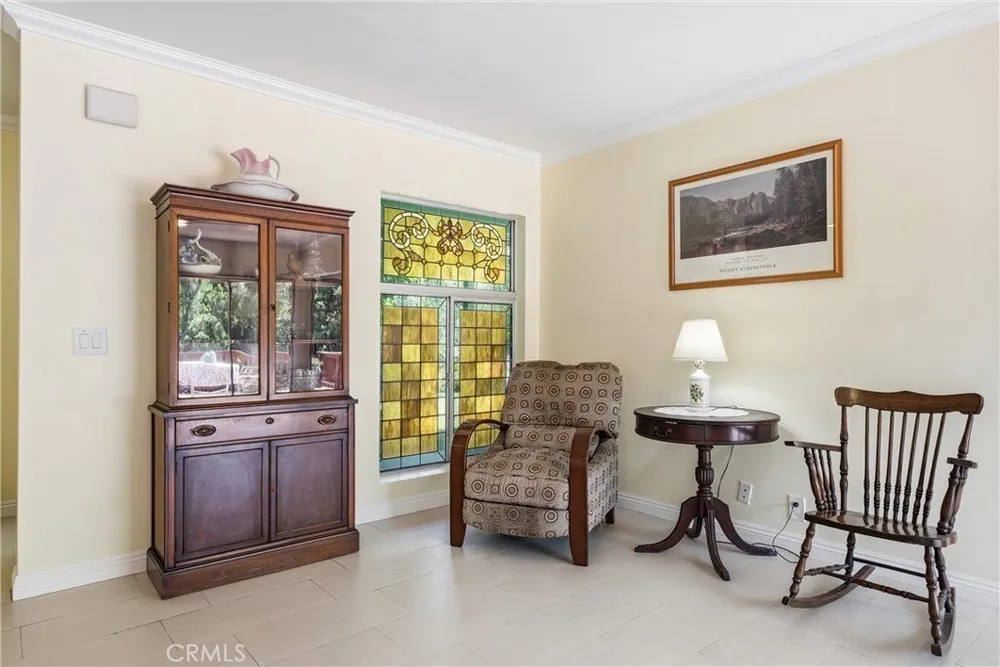 171 Canada Sombre Rd, La Habra Heights, CA 90631