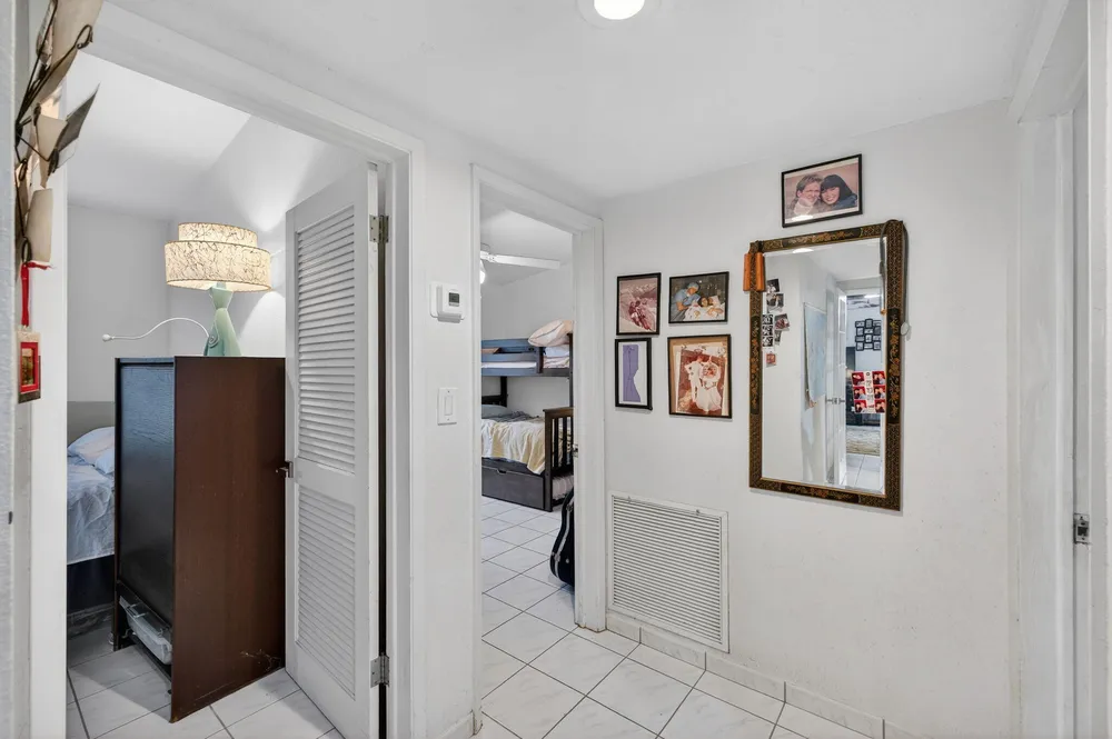 1935 SE 25th Ave, Fort Lauderdale, FL 33316