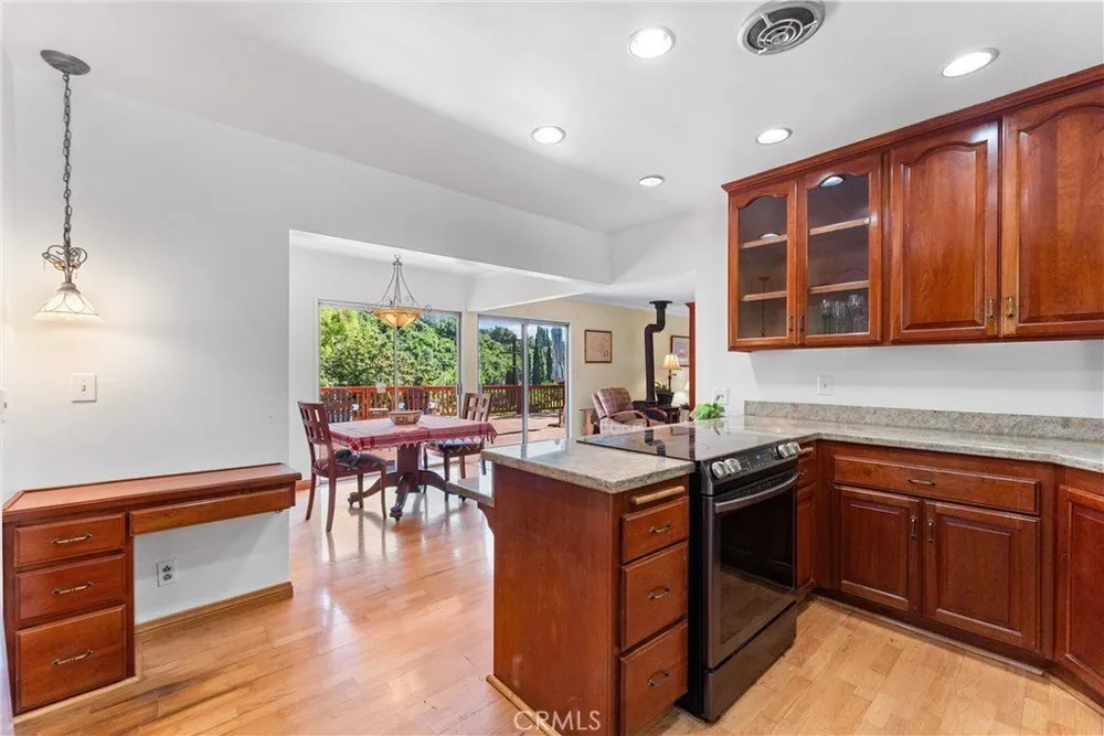 171 Canada Sombre Rd, La Habra Heights, CA 90631