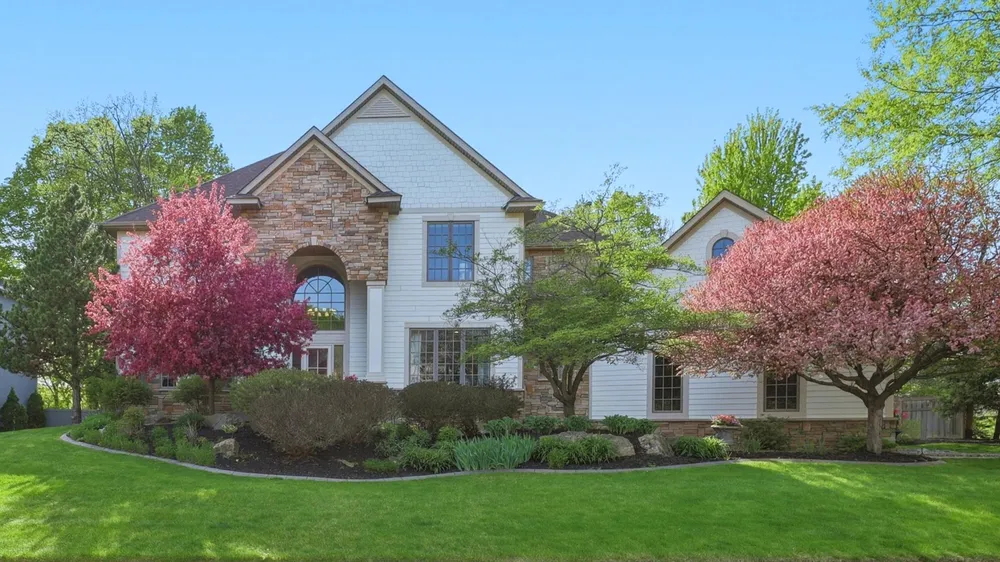 8562 French Curve, Eden Prairie, MN 55347