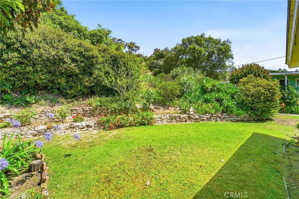 171 Canada Sombre Rd, La Habra Heights, CA 90631