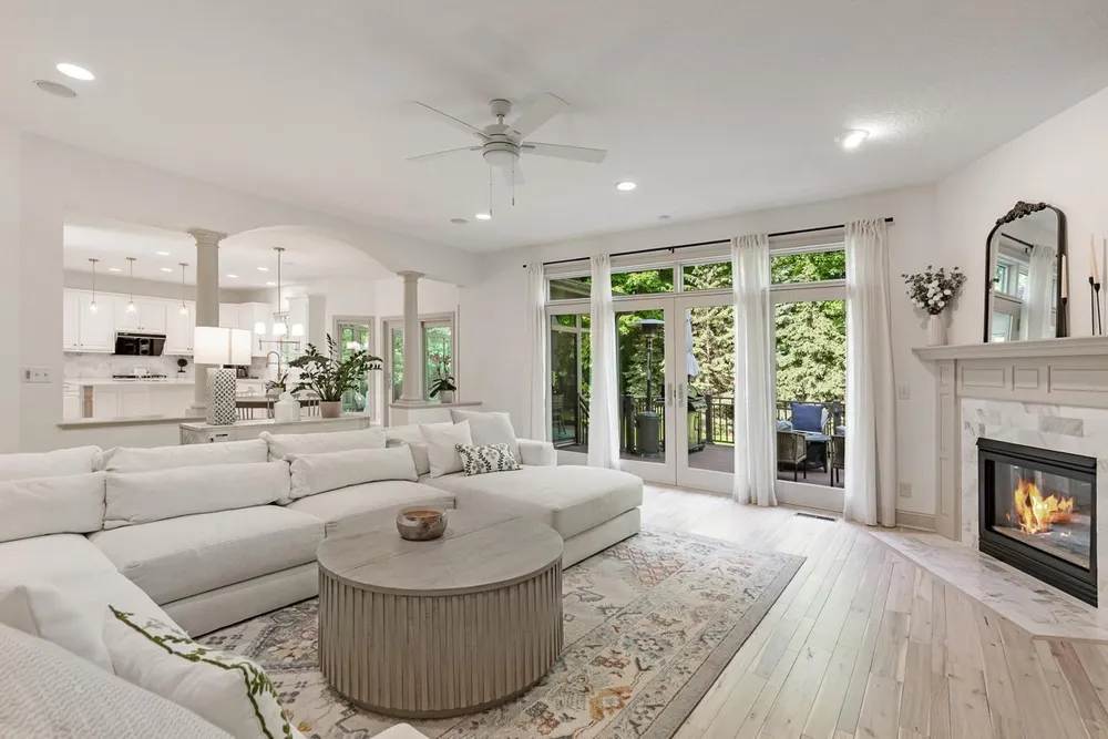 8562 French Curve, Eden Prairie, MN 55347